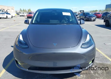 2023 Tesla Model Y Awd/Long Range Dual Motor All-Wheel Drive из США, поврежденный, VIN 7SAYGAEE3PF756915